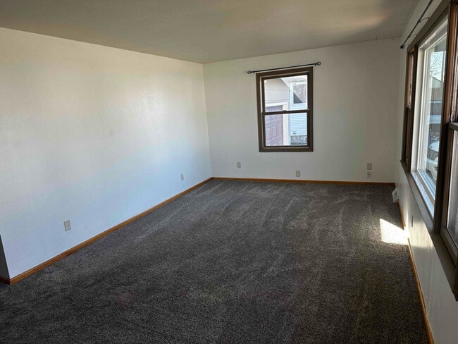 2643 Juniper Ave in Slayton, MN - Building Photo - Building Photo