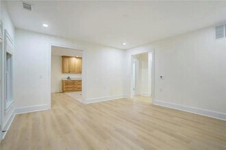 2262 Meadowvale Dr NE in Atlanta, GA - Building Photo - Building Photo