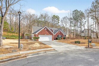 135 Saltcreek Point NE in Sugar Hill, GA - Building Photo - Building Photo