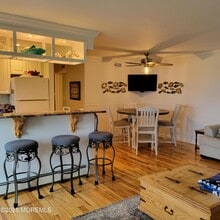 107 Wharfside Dr in Monmouth Beach, NJ - Building Photo - Building Photo