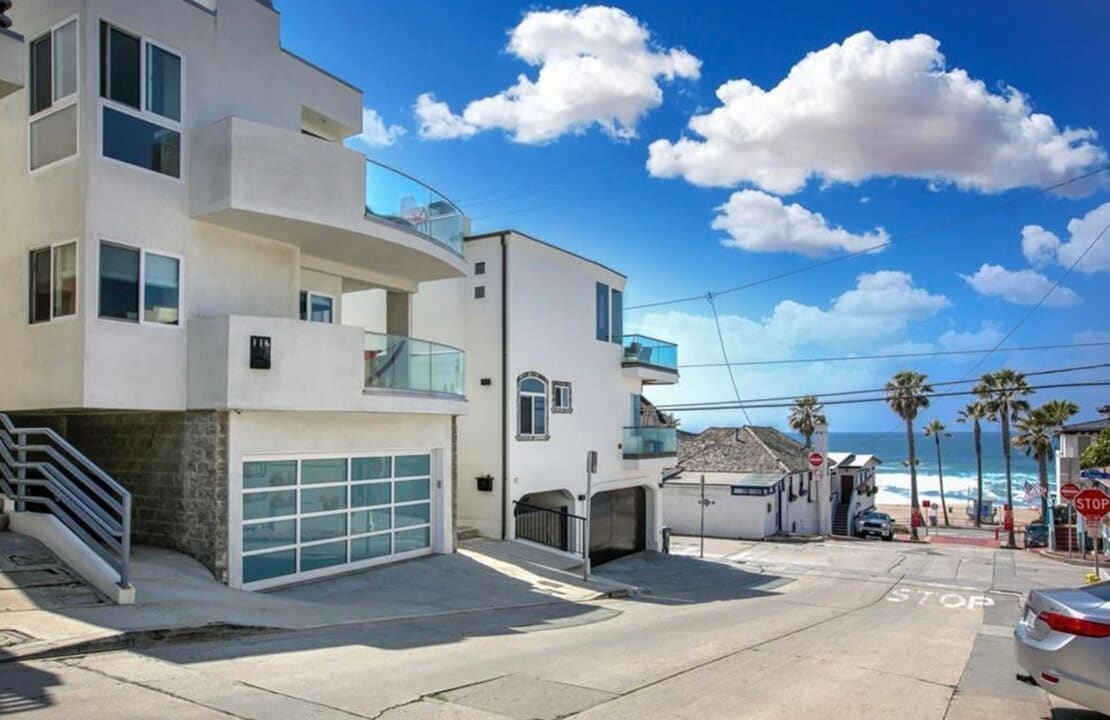 116 40th St in Manhattan Beach, CA - Building Photo