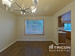 31425 117th Pl SE in Auburn, WA - Building Photo - Building Photo
