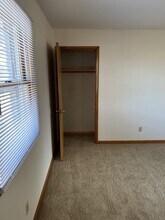 821 S Pasfield St in Springfield, IL - Building Photo - Building Photo