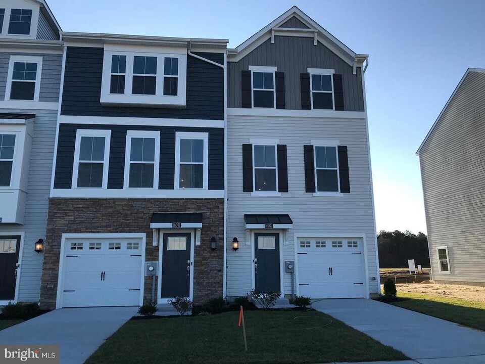 36073 Auburn Wy in Millsboro, DE - Building Photo