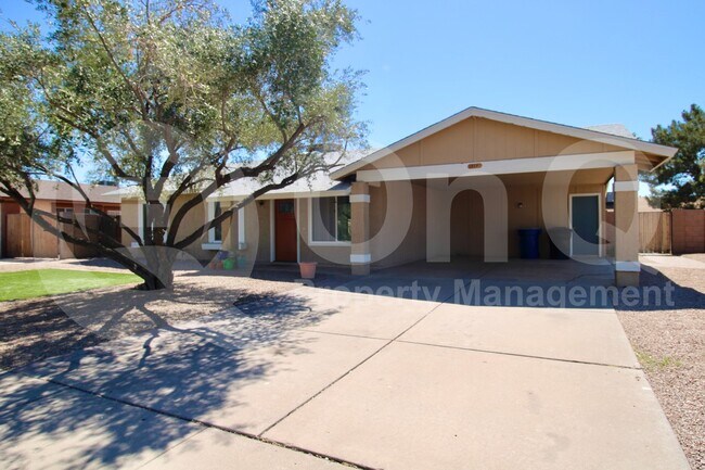 property at 517 W Highland St