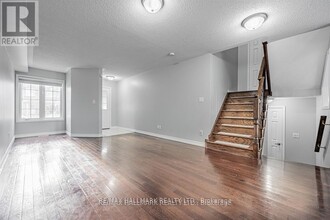 88 Elliottglen Dr in Ajax, ON - Building Photo - Building Photo