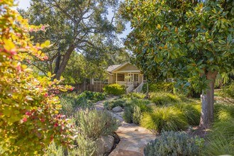 3337 Thacher Rd in Ojai, CA - Building Photo - Building Photo