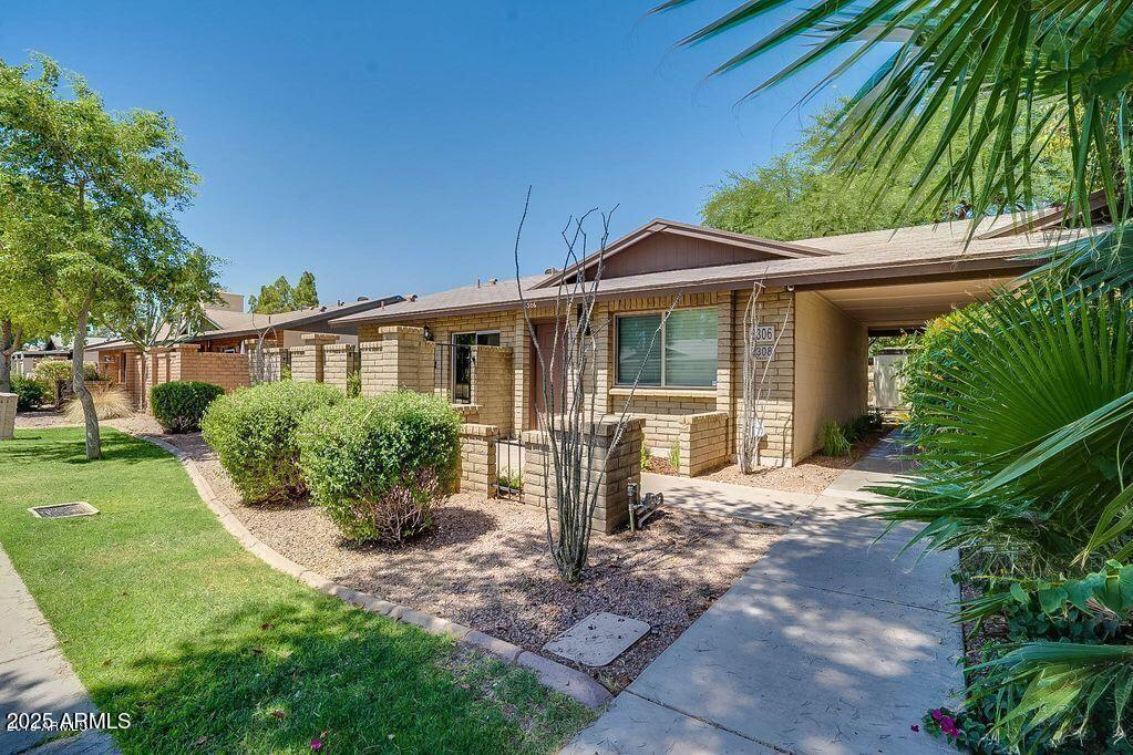 3306 S Parkside Dr in Tempe, AZ - Building Photo