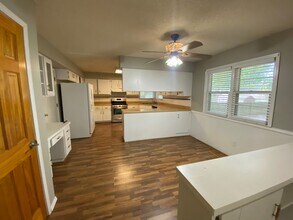 517 N Kyle Ave in Republic, MO - Building Photo - Building Photo