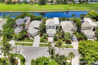 7776 Travelers Tree Dr in Boca Raton, FL - Foto de edificio - Building Photo