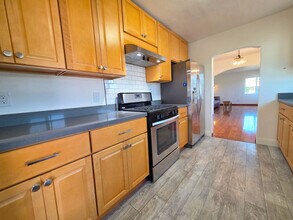 201 S 45th St in Richmond, CA - Building Photo - Building Photo