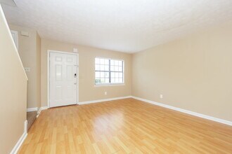 232 Thistle Ln in Nashville, TN - Building Photo - Building Photo