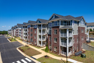 Palisades at Wake Forest in Wake Forest, NC - Foto de edificio - Building Photo