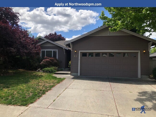 82 Freshwater Dr in Phoenix, OR - Building Photo - Building Photo