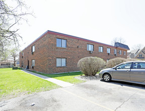 315 Kimbell Ave in Elmhurst, IL - Building Photo - Building Photo