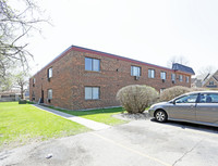 315 Kimbell Ave in Elmhurst, IL - Foto de edificio - Building Photo