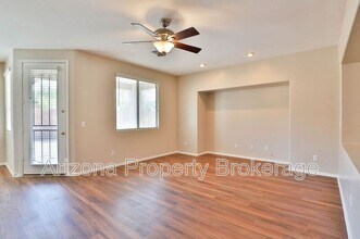 8599 W Brown St in Peoria, AZ - Building Photo - Building Photo