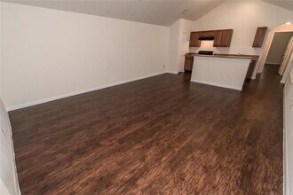 2419 Sailors Way-Unit -B in Houston, TX - Foto de edificio - Building Photo