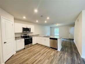 203 Big Oak in Livingston, TX - Foto de edificio - Building Photo