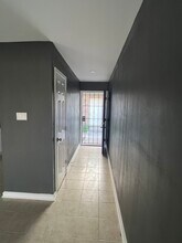 520 Revere Dr, Unit C in La Place, LA - Building Photo - Building Photo