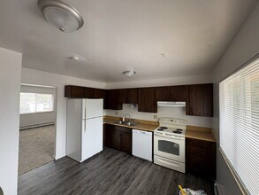 4216 Forest Hill Ct in Colorado Springs, CO - Building Photo - Building Photo