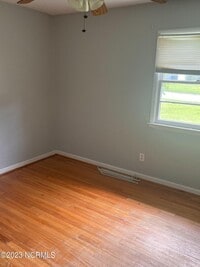 607 Dennis Rd photo'