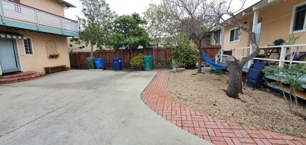 1120 Peach St in San Luis Obispo, CA - Building Photo - Building Photo