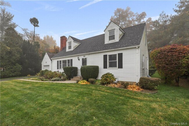 216 S Poe St in Hartsdale, NY - Building Photo - Building Photo