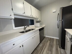 3561 Mill Run in Raleigh, NC - Building Photo - Building Photo