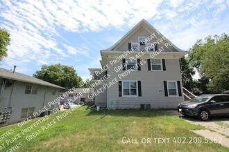 4529 Holdrege St in Lincoln, NE - Building Photo - Building Photo