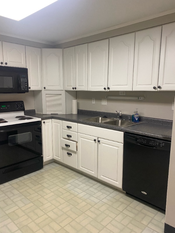 2448 Mustang Dr in Cincinnati, OH - Building Photo - Building Photo