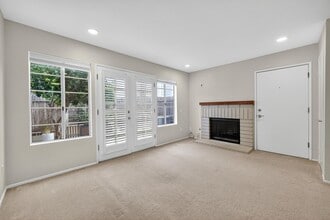 2400 W Orangethorpe Ave in Fullerton, CA - Building Photo - Building Photo