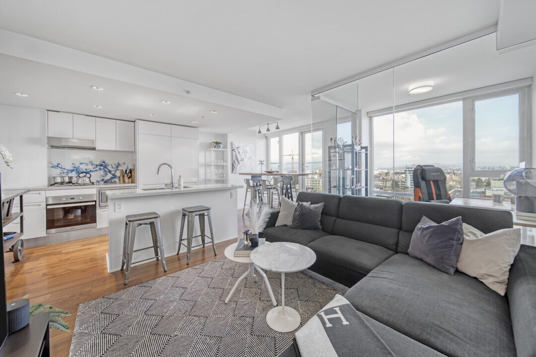 188 Keefer St in Vancouver, BC - Building Photo