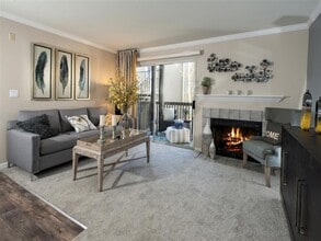 Mill Springs Park Apartment Homes in Livermore, CA - Foto de edificio - Building Photo
