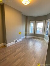 4 Wigglesworth St, Unit 2 in Boston, MA - Building Photo - Building Photo