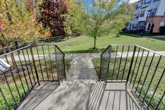 115 Tanglewood Manor Dr in Silver Spring, MD - Building Photo - Building Photo