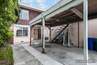 3160 Birmingham Dr in Richmond, CA - Building Photo - Building Photo