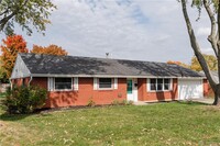 323 Heather St in Englewood, OH - Foto de edificio - Building Photo