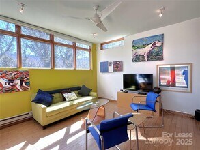 130 Biltmore Ave in Asheville, NC - Building Photo - Building Photo