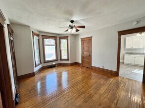 226 Griffing Ave in Woodstock, IL - Foto de edificio - Building Photo