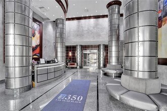 350 SE 2nd St, Unit 1720 in Fort Lauderdale, FL - Building Photo - Building Photo