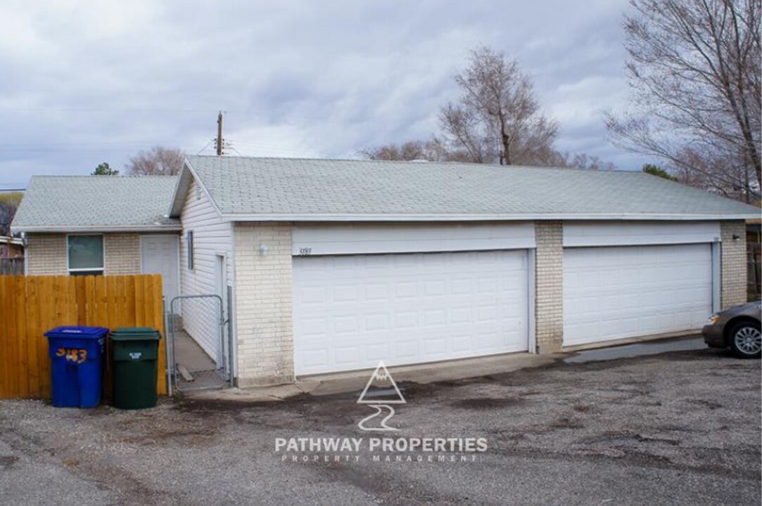 3183-3183 S Harlingen Cir in West Valley City, UT - Building Photo
