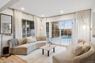 62 Sea Farm Ln in Bridgehampton, NY - Building Photo - Building Photo