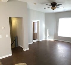 328 N Philadelphia Ave in Shawnee, OK - Building Photo - Building Photo