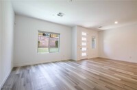 600 Carriage Hill Dr in Las Vegas, NV - Building Photo - Building Photo