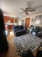 2809 Sam Houston Ave in Huntsville, TX - Building Photo - Building Photo