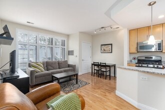 525 N Fayette St in Alexandria, VA - Building Photo - Building Photo