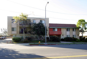 14432 Bledsoe St Apartments