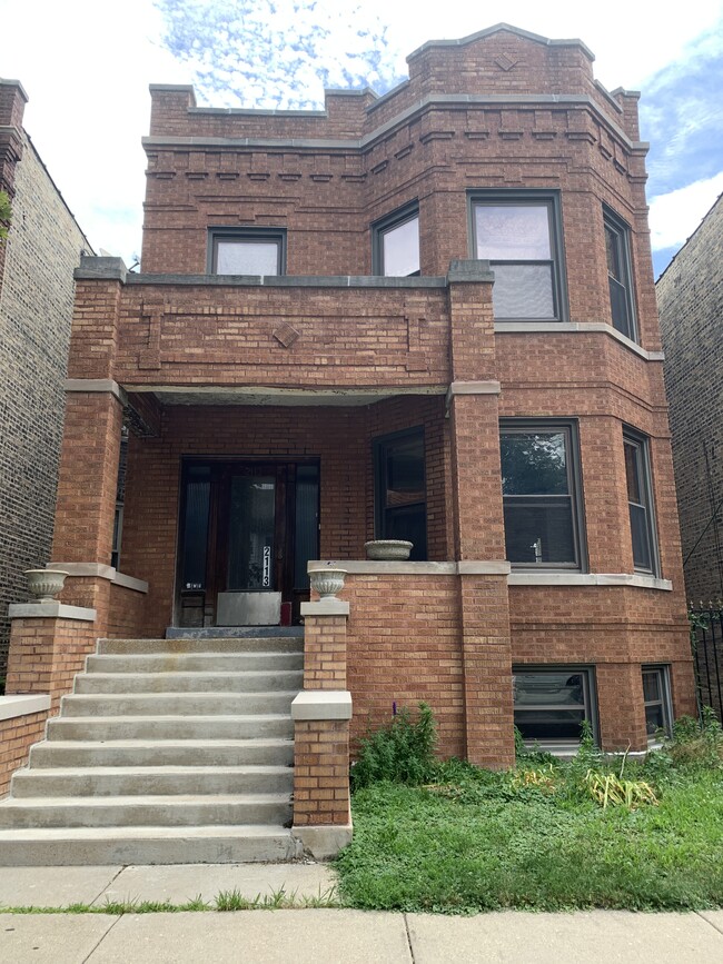 2113 N Springfield Ave, Unit 2