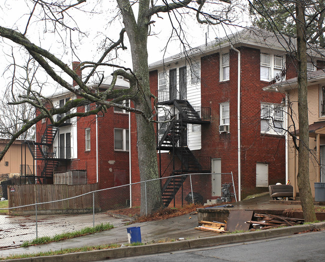 1158 SW Metropolitan Pky in Atlanta, GA - Foto de edificio - Building Photo